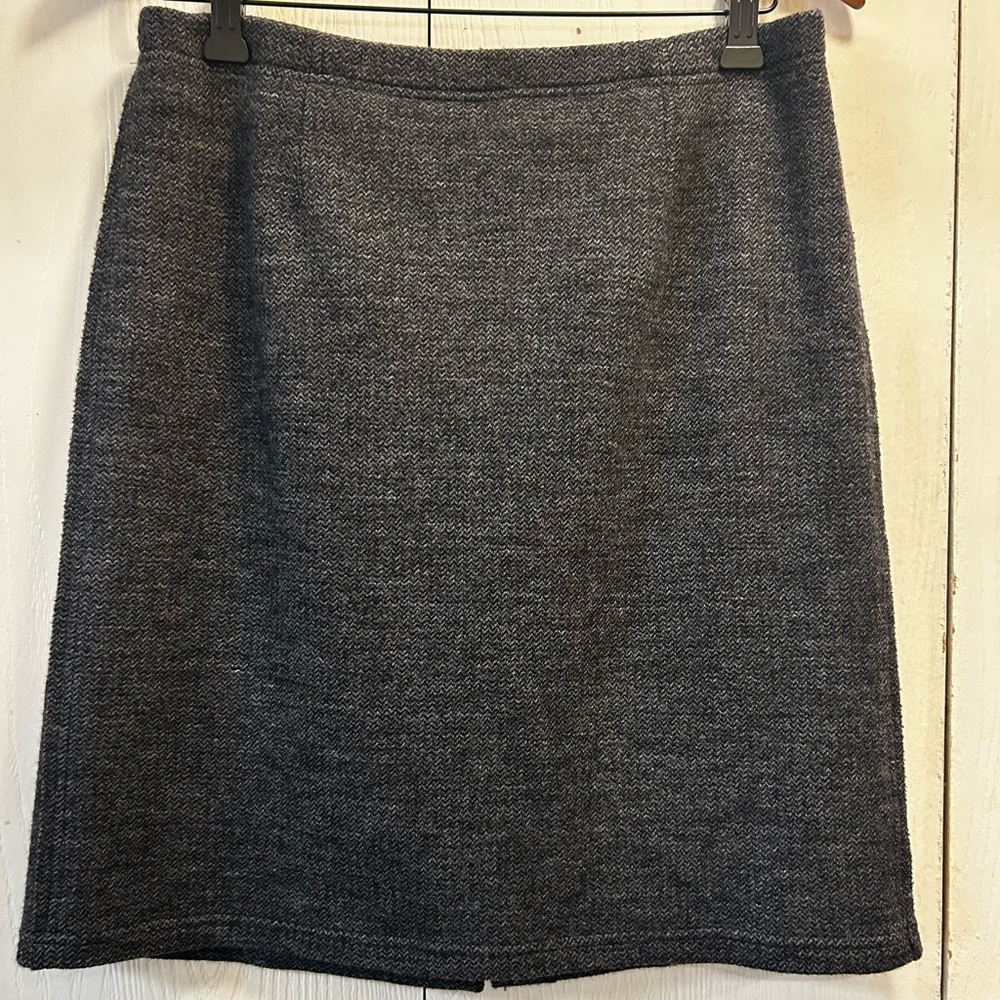 Eileen Fisher Wool Heathered Gray Herringbone pattern lined Midi skirt Size XS